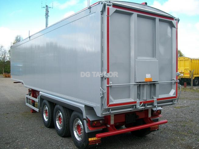 Brand New Wilcox Stepframe Tri Axle Yd Planksided Tipping